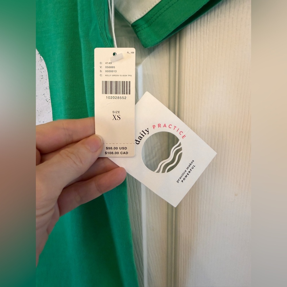 Daily Practice by Anthropologie Graphic T-Shirt Midi Dress – Kelly Green - Picture 4 of 5